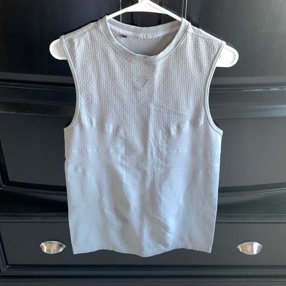 EUC GYMSHARK Men’s tank